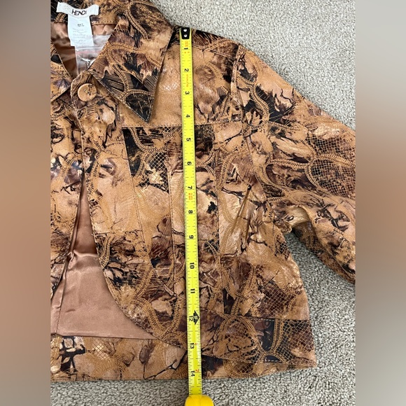 Hendi Boho Brown Cropped Jacket - Picture 9 of 12